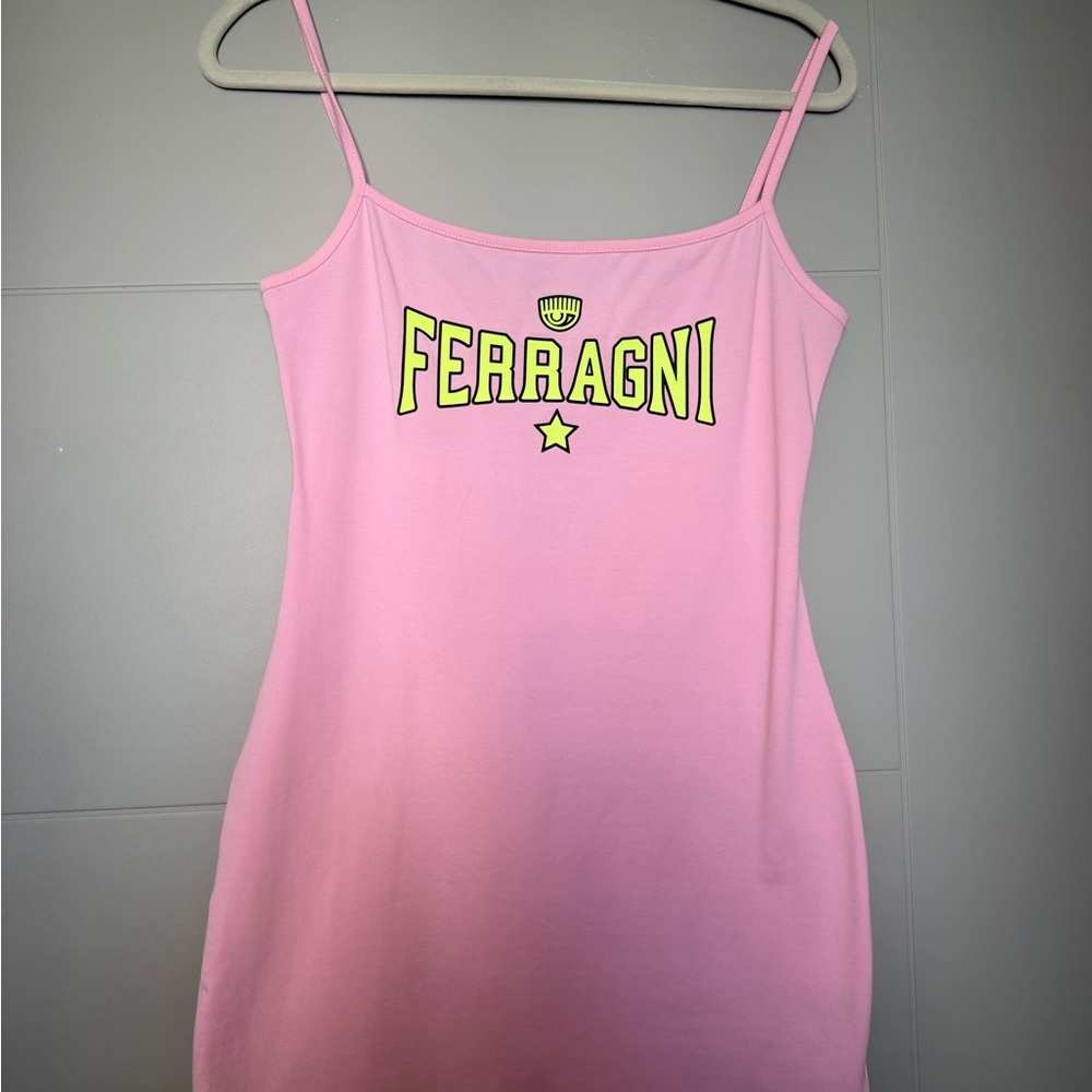 Chiara Ferragni Pink dress with yellow logo
